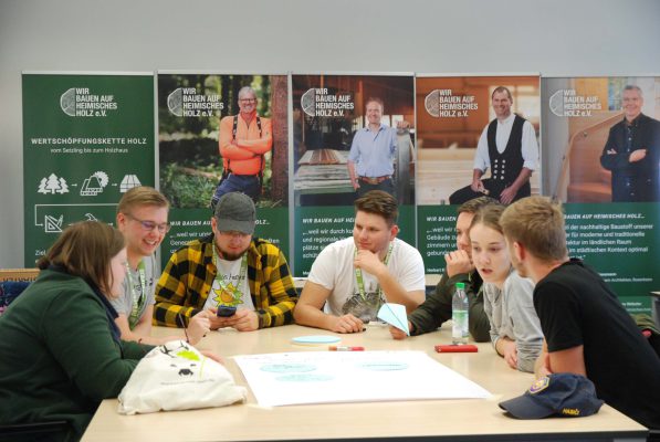 Englisch dient als Basissprache und vereint so die europäischen Ideen