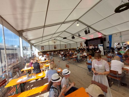 Wir bauen auf heimisches Holz e.V. auf TRUNA