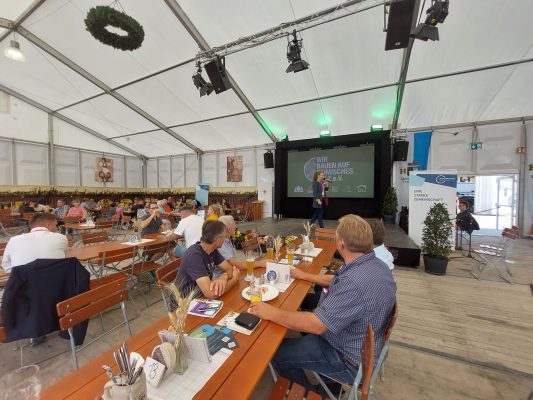 Wir bauen auf heimisches Holz e.V. auf TRUNA