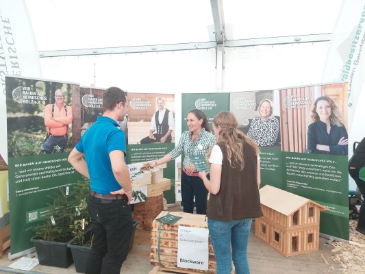 Wir bauen auf heimisches Holz e.V. auf TRUNA