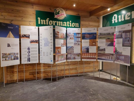 Holzbaumesse Rosenheim - Wir bauen auf heimisches Holz e.V.