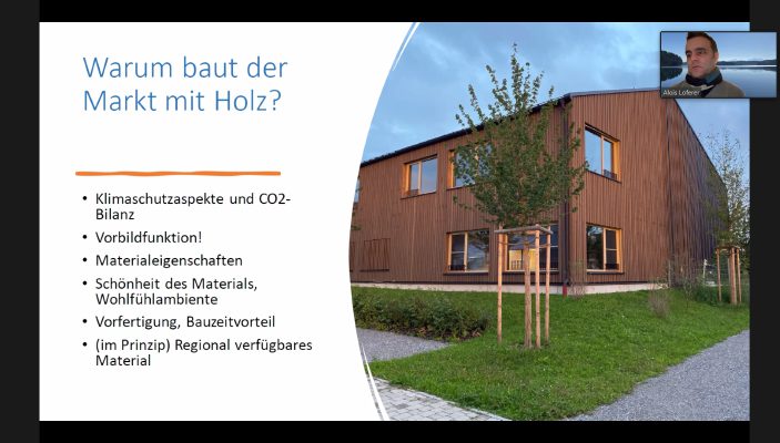 Bad Endorfs Bürgermeister Alois Loferer stellte den Kindergarten St. Katharina vor.