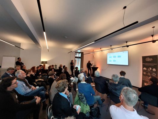 Wir bauen auf heimisches Holz e.V. Holzbau Exkursion EuRegio Interreg Rosenheim Tirol