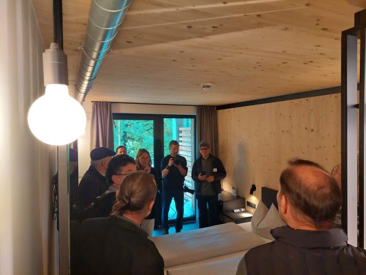 Wir bauen auf heimisches Holz e.V. Holzbau Exkursion EuRegio Interreg Rosenheim Tirol