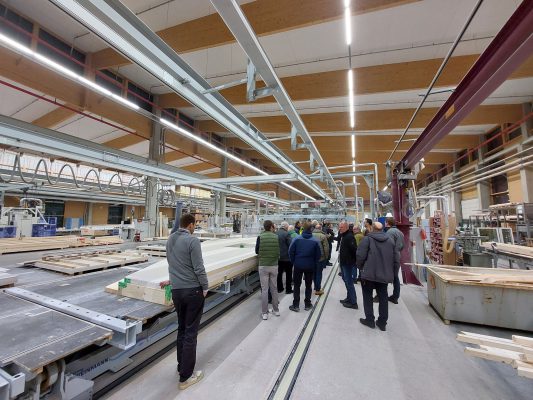 AKU "Nachhaltiges Bauen" Verein "Wir bauen auf heimisches Holz e.V."