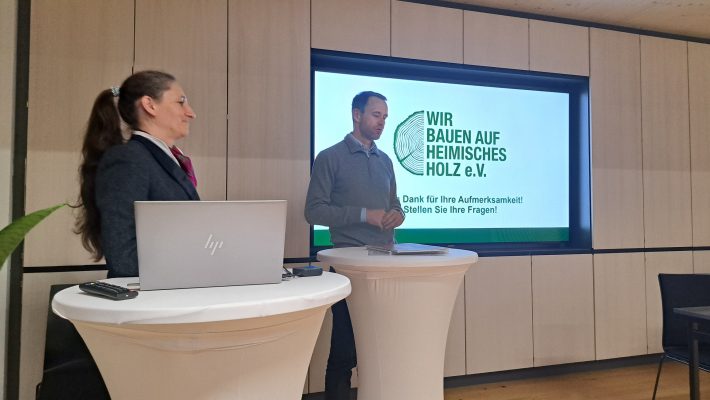 AKU "Nachhaltiges Bauen" Verein "Wir bauen auf heimisches Holz e.V."