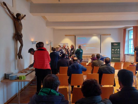 Lehm Holz Stein - JHV Wir bauen auf heimisches Holz e.V.