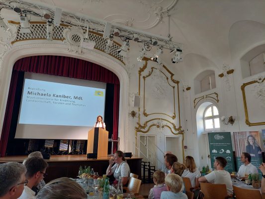 Richtfest Winklbauer Höfe - Wir bauen auf heimisches Holz e.V.