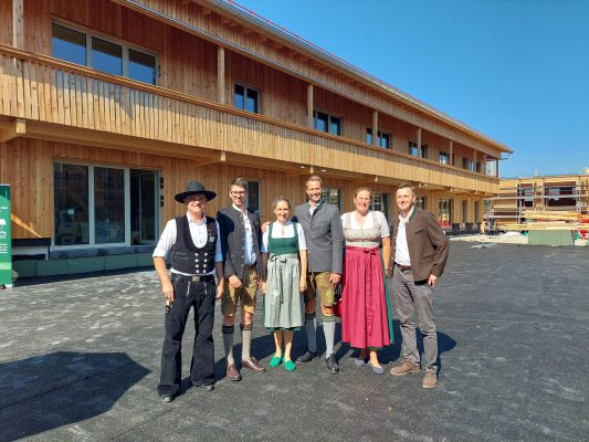 Richtfest Winklbauer Höfe - Wir bauen auf heimisches Holz e.V.