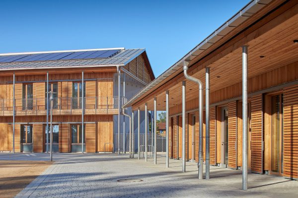 Wir bauen auf heimisches Holz Bustour Euregio Interreg