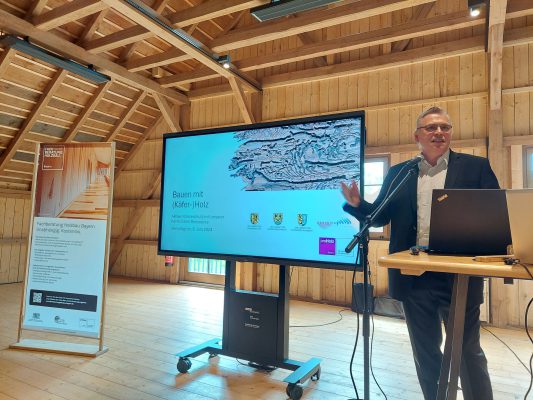 Wir bauen auf heimisches Holz - Oberfranken